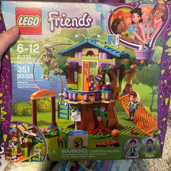 Huge Lego Friends lot - Picture 3 of 10